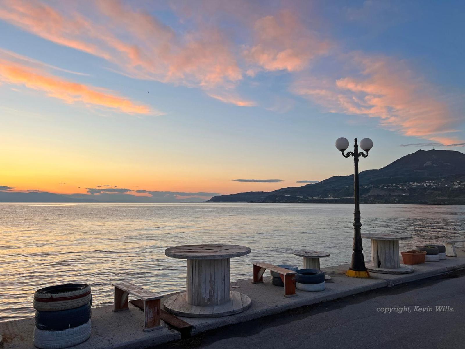 Panorama Hotel - Restaurant ดิอาคอปโต ภายนอก รูปภาพ